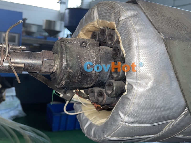 <a href=http://m.tjpet.com.cn/e/tags/?tagname=%E6%B3%A8%E5%A1%91%E6%9C%BA%E4%BF%9D%E6%B8%A9 target=_blank class=infotextkey>注塑機保溫</a>,炮筒<a href=http://m.tjpet.com.cn/e/tags/?tagname=%E4%BF%9D%E6%B8%A9%E5%A5%97 target=_blank class=infotextkey>保溫套</a>,方便檢修